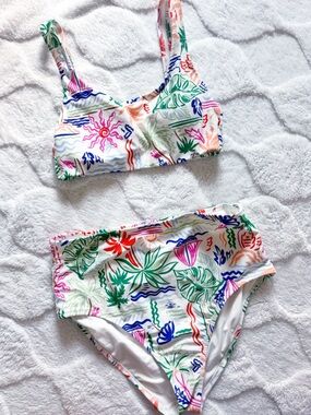 NWOT Old Navy High Rise Beach Bikini Scoop Medium Top Large Bottom White